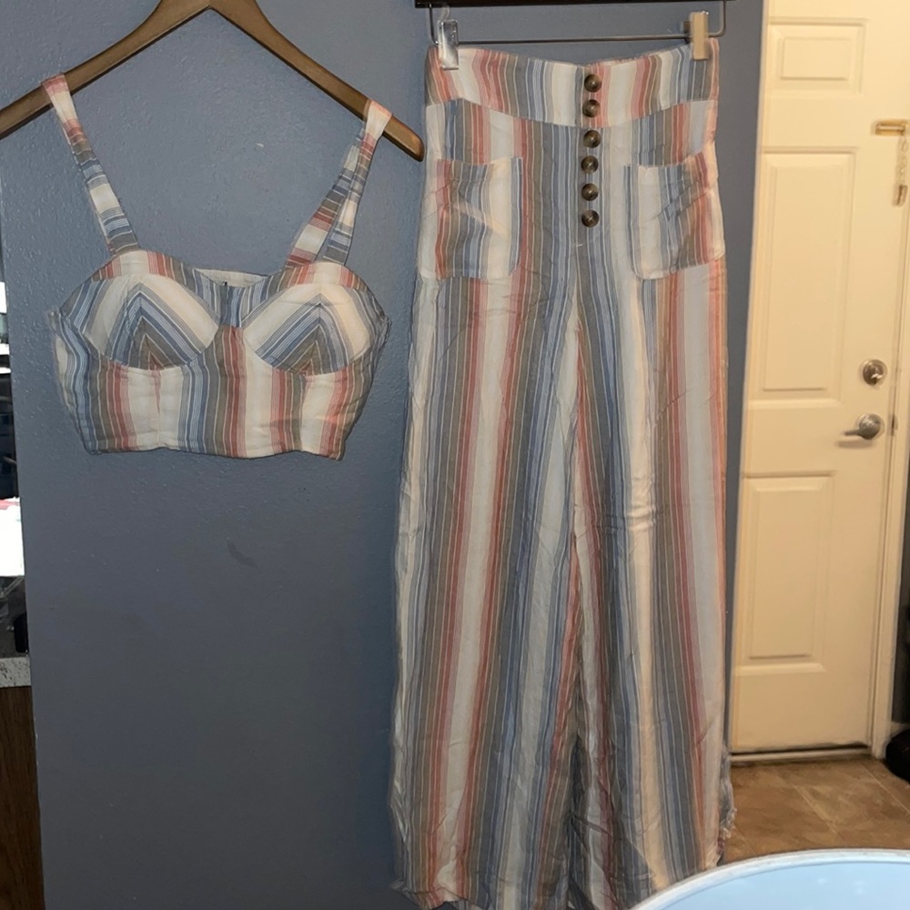 American Eagle Outfitters set